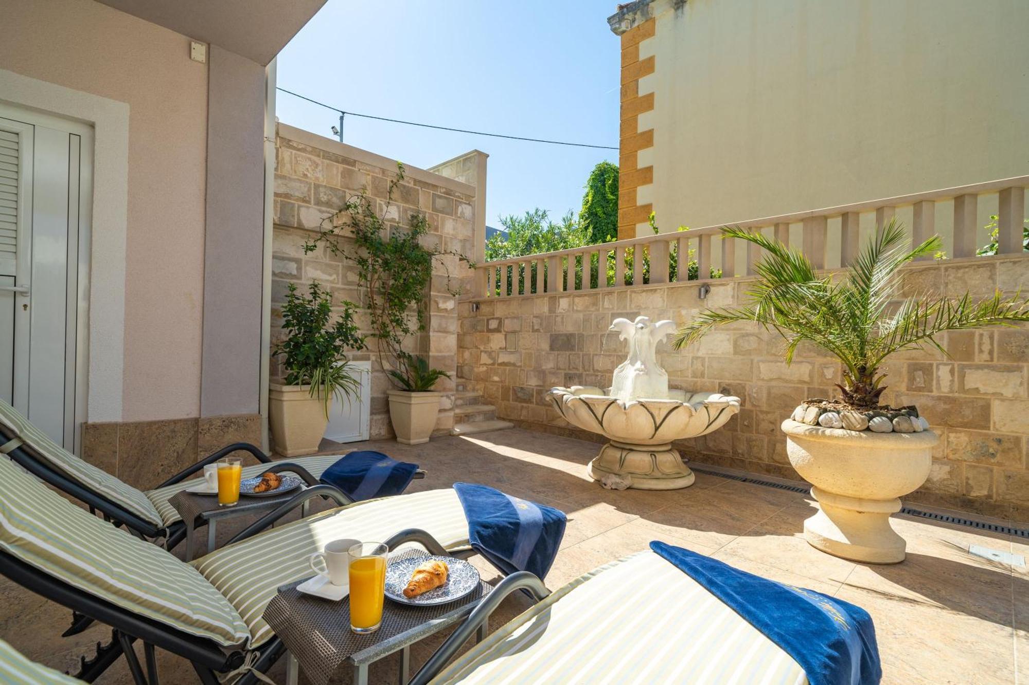 Apartments Villa Aura - Adult Only Dubrownik Zewnętrze zdjęcie